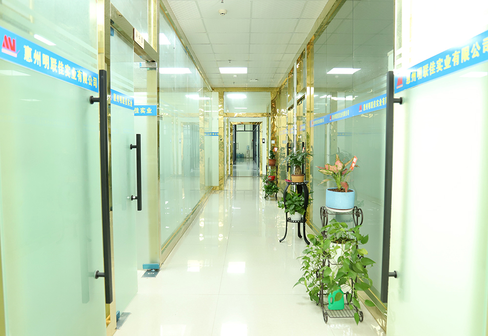 廠(chǎng)房(fáng)直拍(pāi)