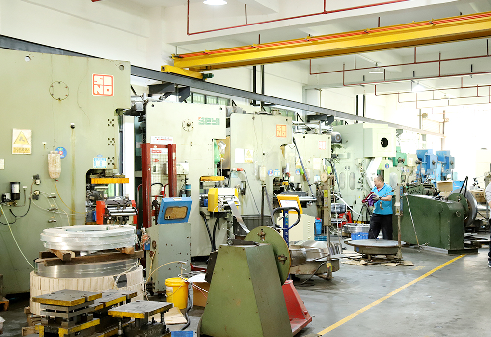 廠(chǎng)房(fáng)直拍(pāi)